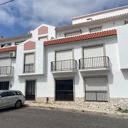 Charming Coastal 200 M From The Promenade Praia da Lourinhã